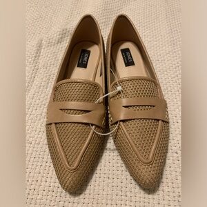 Jones New York flats